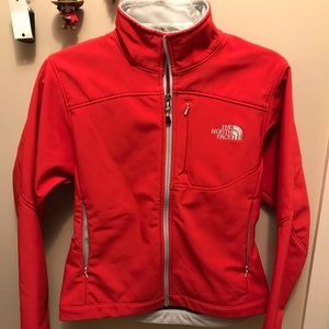 The North Face soft shell red jacket - Small